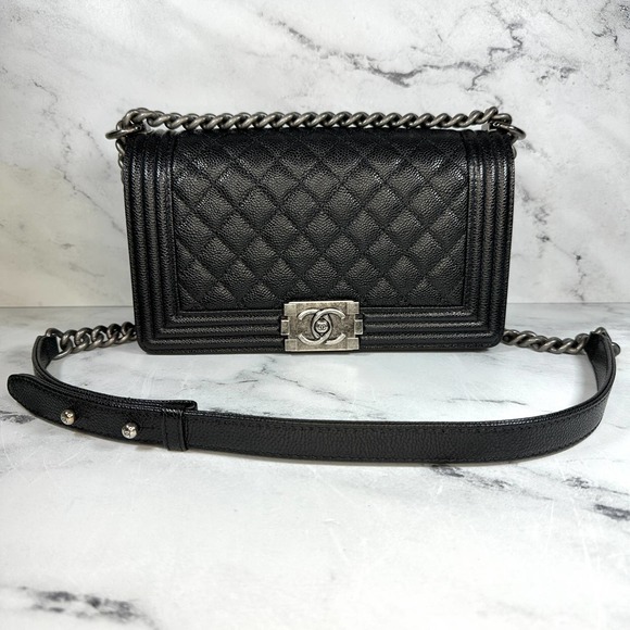 ❌❌ Chanel Boy Bag Caviar Old Medium Classic Quilted Black Caviar Flap CC Leboy - Picture 4 of 16